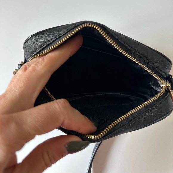 Michael Kors Mini Crossbody - Picture 2 of 5